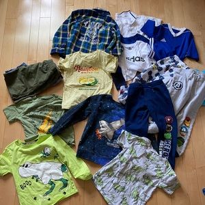 Lot of kids clothes size 6, 17 items